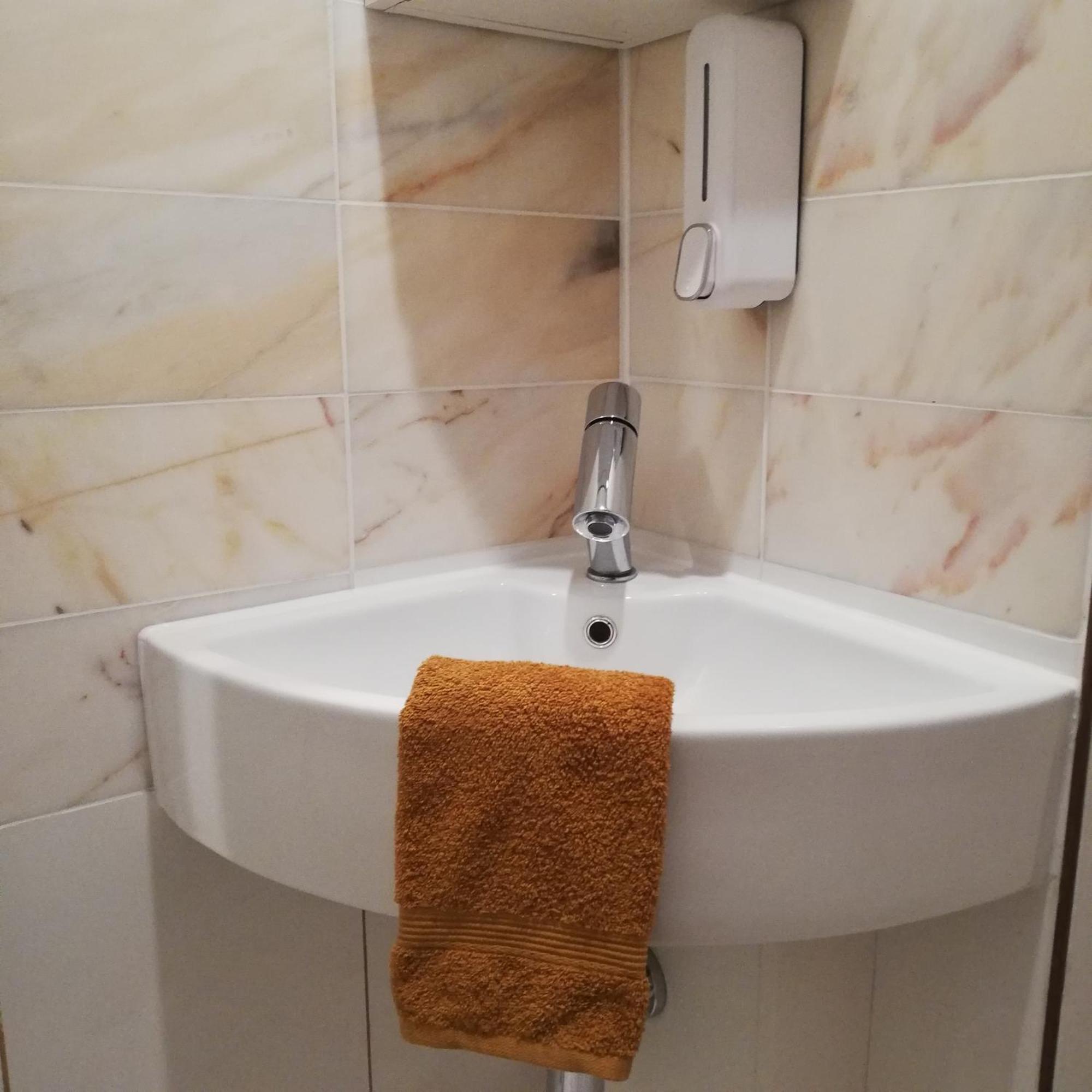 The Whispering Apple Garden Retreat Apartment Morud ภายนอก รูปภาพ